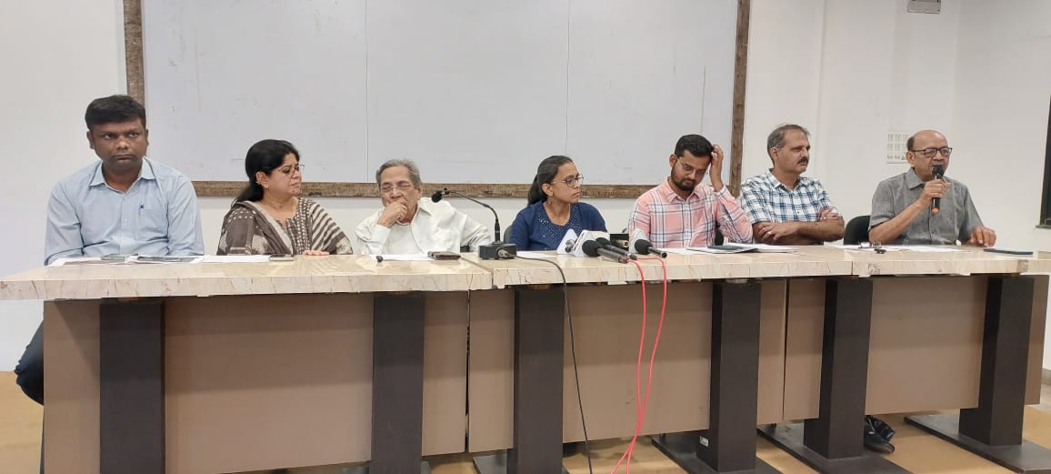 अनियोजित विकास कार्यों के खिलाफ नागरिकों ने उठाई आवाज
