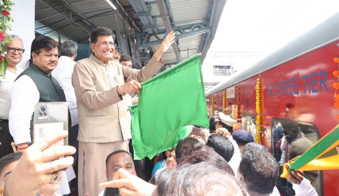 मध्य रेलवे द्वारा नई द्वि-साप्ताहिक ट्रेन का उद्घाटन