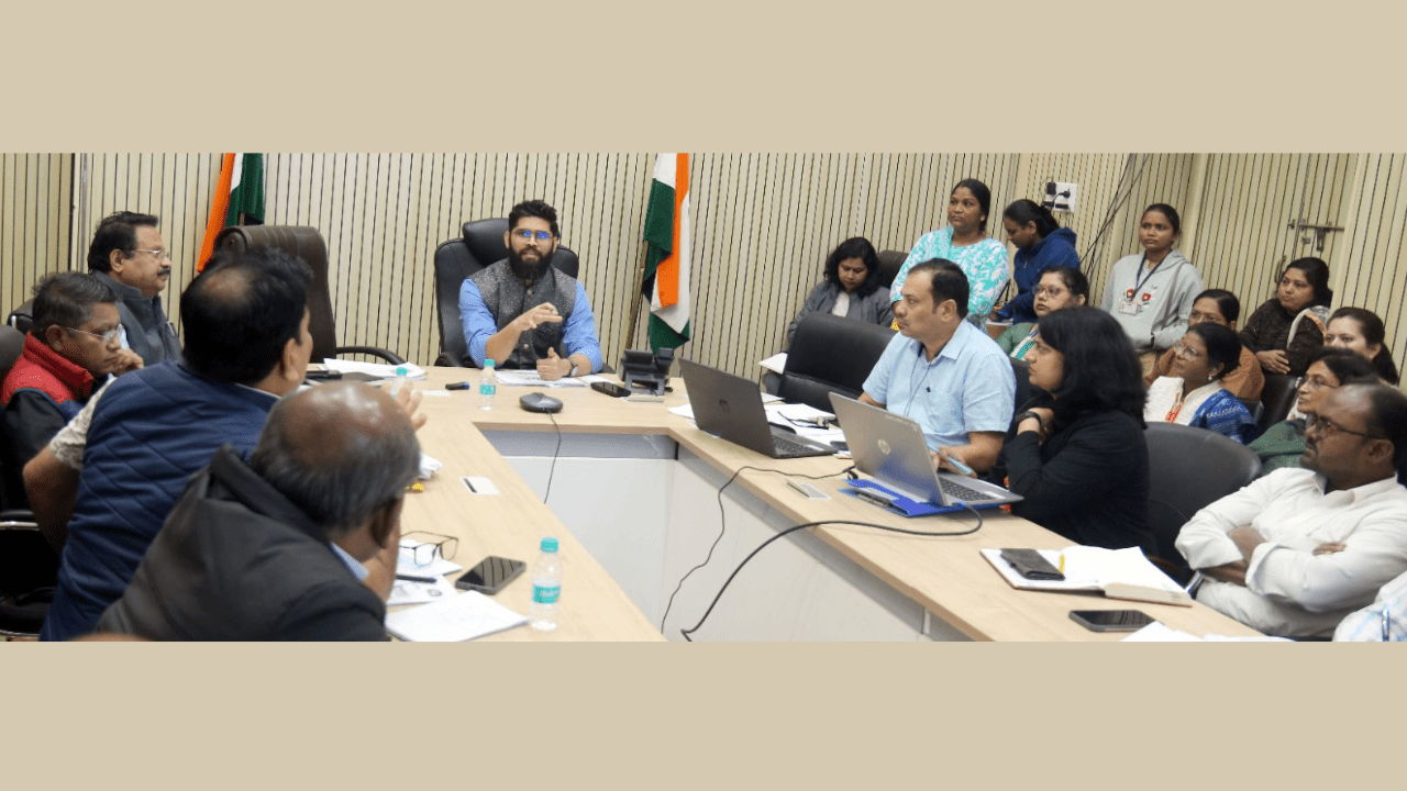 आरोग्य सेवा देने के लिए दैनंदिन, मासिक और त्रैमासिक नियोजन करें: मुख्य कार्यकारी अधिकारी विनायक महामुनी