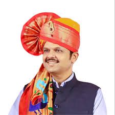 देवेंद्र फडणवीस मुख्यमंत्री बनने पर केंद्रीय मंत्री नितिन गडकरी ने दी शुभकामनाएं