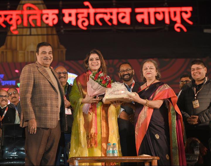 पद्मश्री काजोल ने किया खासदार सांस्कृतिक महोत्सव का भव्य उद्घाटन