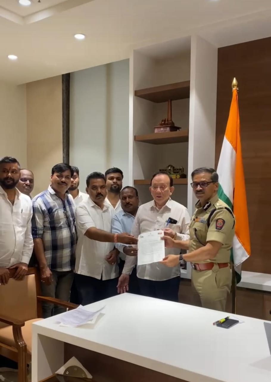 विधायक खोपड़े ने किया डबल सीट हेलमेट नियम का विरोध