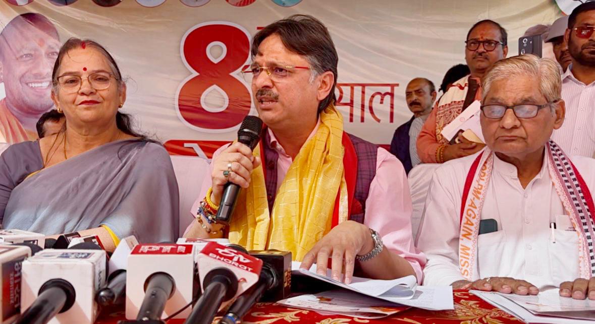 सेवा, सुरक्षा, सम्मान, समृद्धि और सुशासन के 8 बेमिसाल साल: विधायक डॉ. राजेश्वर सिंह और मेयर सुषमा खर्कवाल ने की प्रेस वार्ता