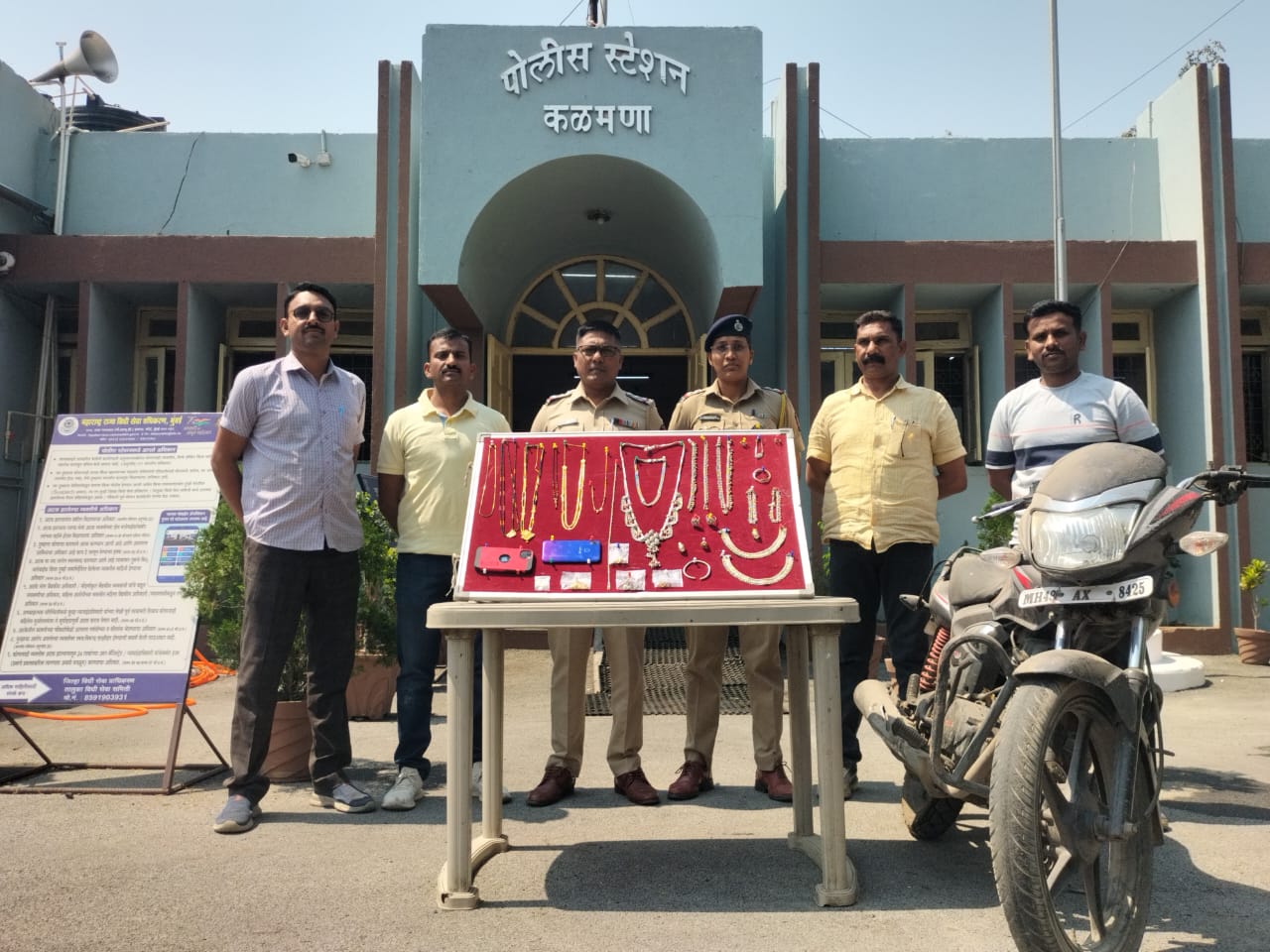 तीन घरों में चोरी और दो वाहनों की चोरी का मामला सुलझा, चार नाबालिग आरोपी गिरफ्तार