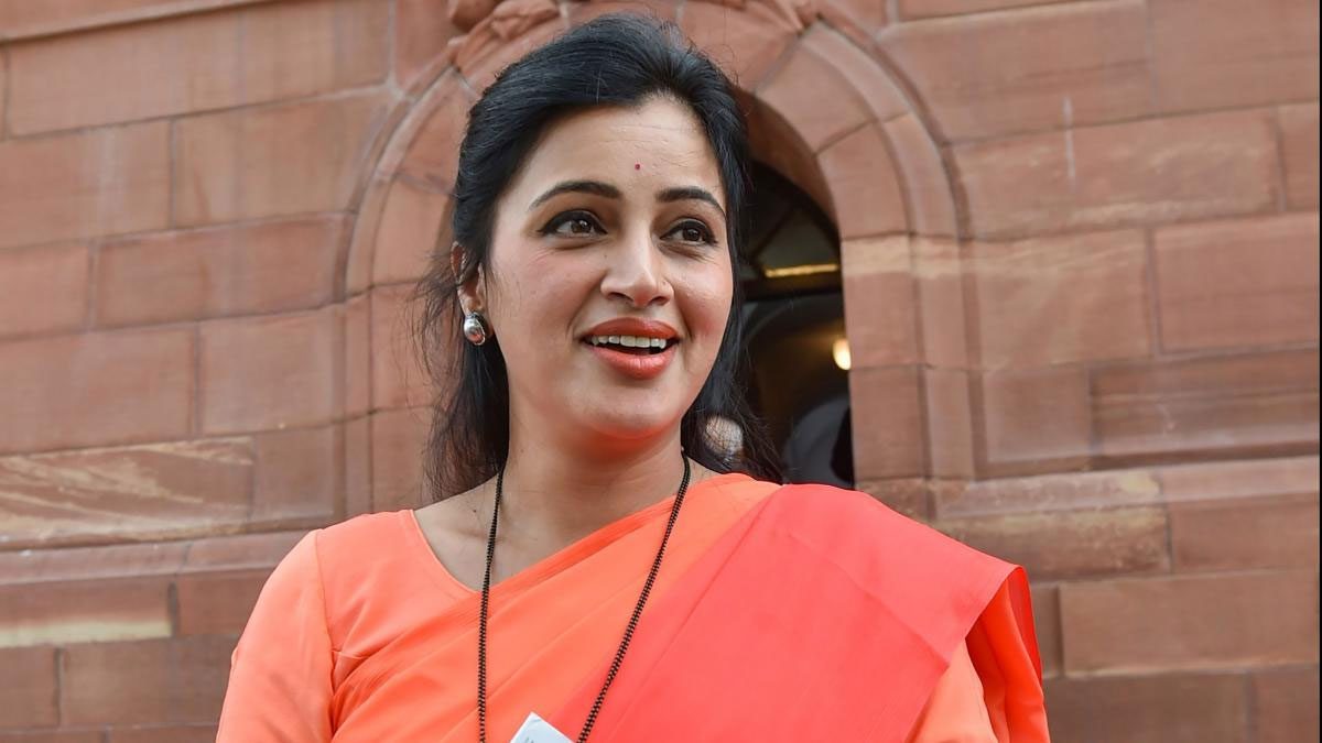 भाजपा नेता नवनीत राणा को पाकिस्तान से मिली जान से मारने की धमकी, पुलिस में मामला किया दर्ज
